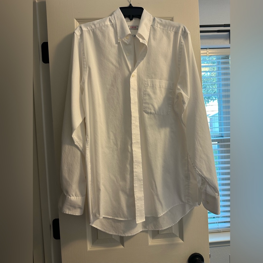 White button down men’s long-sleeve dress shirt